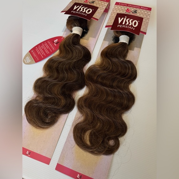 BOBBI BOSS | 100% Human hair 18 in body Wave Hair Extensions 2 Bundles P4/27/30 - Picture 6 of 8